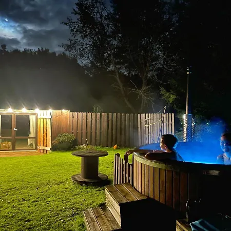 Lantgård Na Zielonym Wzgorzu Garcz